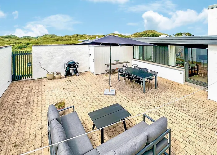 Gorgeous In With Wifi Holiday home
